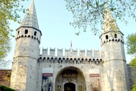 Istanbul’s largest palaces